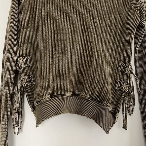 EUC Free People FP One Thermal Cropped Interlaken Top - Picture 13 of 16